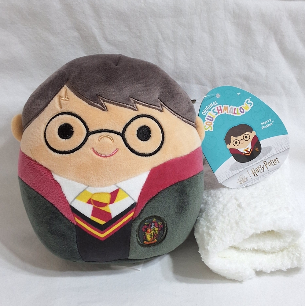 Harry Potter Wizarding World Squishmallows, New With Tag